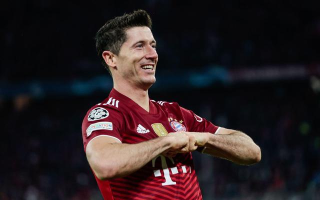 阿坎吉：我认为那根本不是点球，但我们不能给裁判判点的机会（阿坎吉：那球绝非点球，不过我们必须避免给裁判判点的机会）