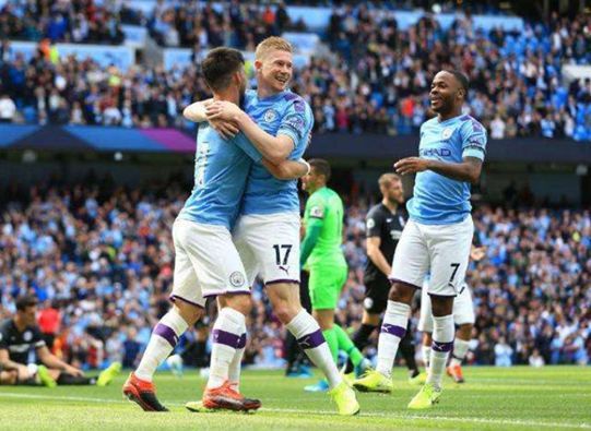 米体：罗马想冬窗租借齐尔克泽，若晋级欧冠会自动触发买断（米体：罗马计划冬窗租借齐尔克泽，若跻身欧冠将自动触发买断条款）