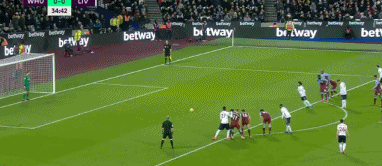 米体：泽林斯基出现轻微肌肉问题，可能不会出战比萨（米体：泽林斯基遭遇轻度肌肉不适，出战比萨成疑）