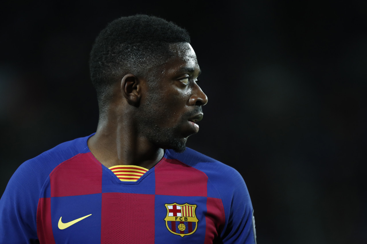 与巴萨的传闻？小蜘蛛：这困扰不到我，目前只专注于本赛季（被传巴萨？小蜘蛛：不受影响，只专注本赛季）