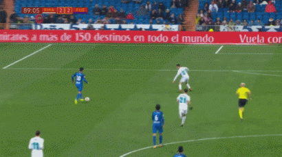 41岁罗本已成为职业板网球手，拥有3个积分世界排名第1980位（41岁罗本转战职业板网球，积3分位列世界第1980名）