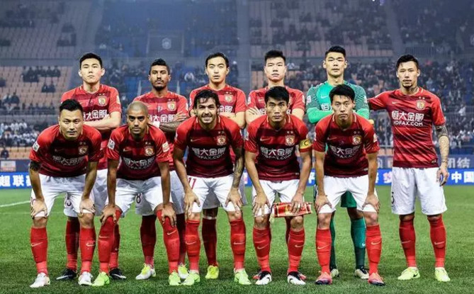 豪门对决夜 皇马2-1马竞进决赛 巴黎6-3马赛夺冠 阿森纳0-0利物浦