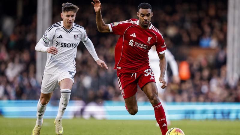 中国球员留洋要分几步走？看看日本足球的“参考答案”（中国球员留洋路线图：日本足球的可借鉴方案）